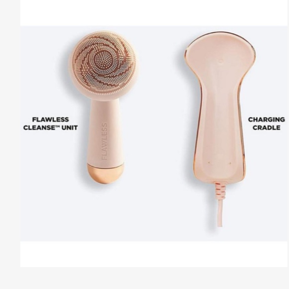 Flawless Cleanse Hydro-Vibrating Facial Cleanser - Picture 5 of 9